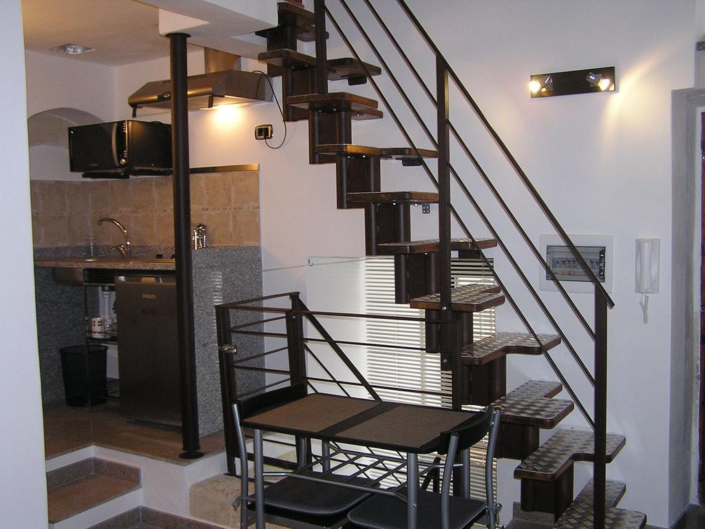 Art Transparent B&B กร็อตตาเย ภายนอก รูปภาพ