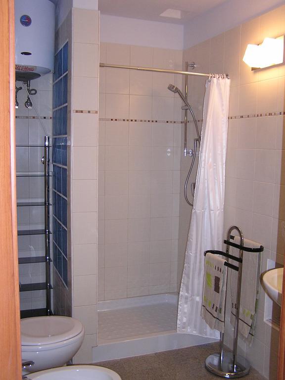 Art Transparent B&B กร็อตตาเย ภายนอก รูปภาพ