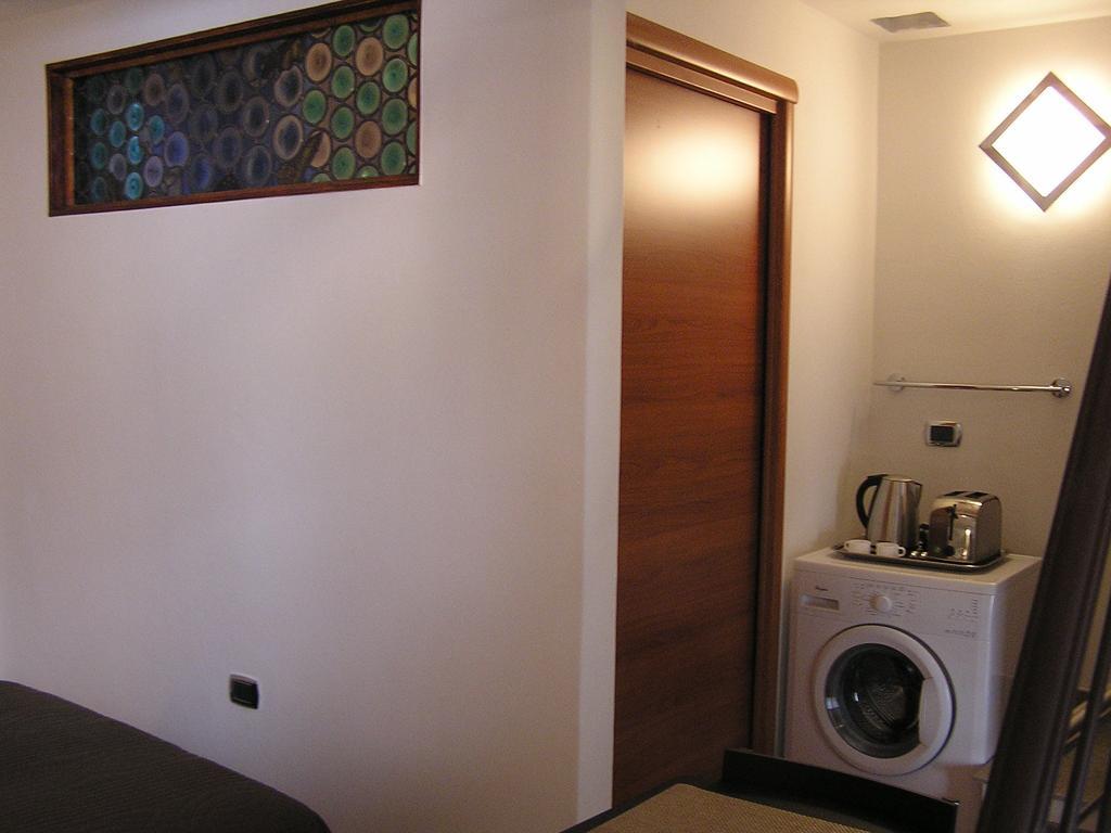 Art Transparent B&B กร็อตตาเย ภายนอก รูปภาพ